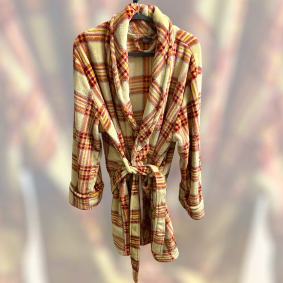 Plaid bathrobe - Picture 1 of 3